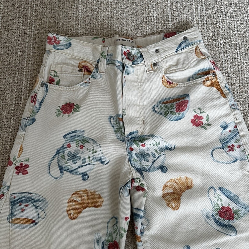 Free People Eden Brunch Jeans Size 26 Printed Barrel Teapot Croissant Sold Out - Picture 3 of 15